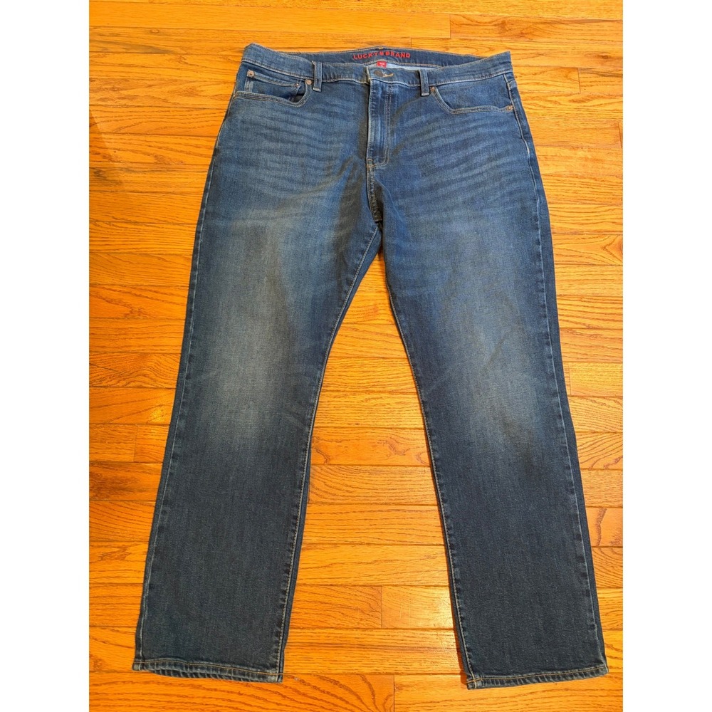 Lucky Brand 410 Athletic Straight Mens Blue Modern Denim Jeans 38x30 Medium Wash